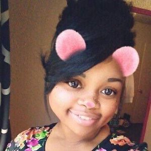 Meet your Posher, Renee